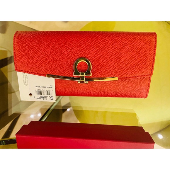 Salvatore Ferragamo Gancini continental wallet RED Gold Leather Clutch Large - Picture 7 of 11